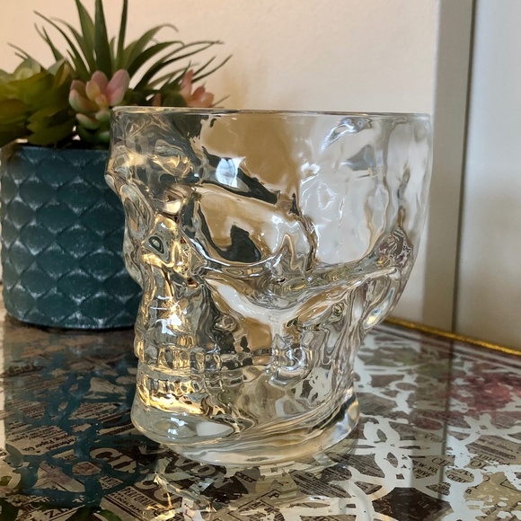 Clear Glass Skull Shaped Coffee Mug - Picture 1 of 5